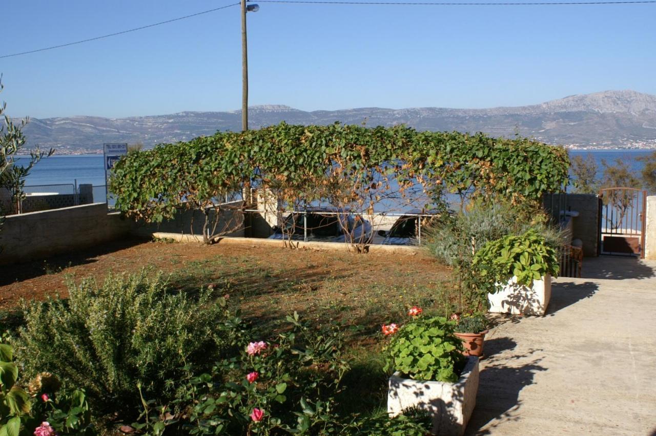 Apartments By The Sea Slatine, Ciovo - 1128 מראה חיצוני תמונה