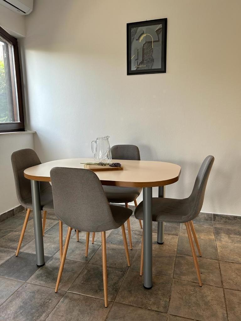 Apartments By The Sea Slatine, Ciovo - 1128 מראה חיצוני תמונה